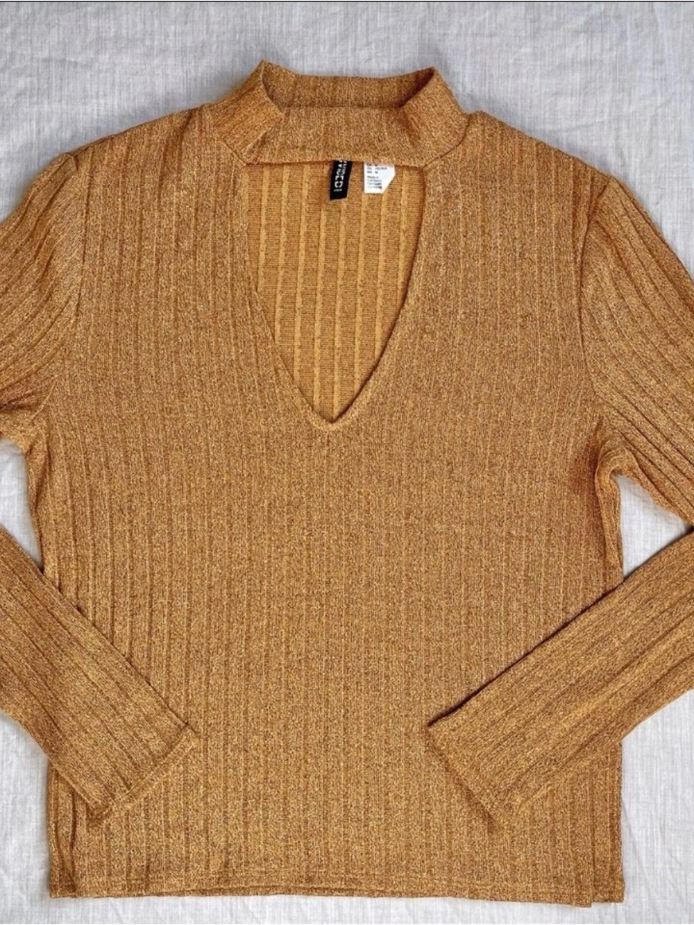 H&M Women's Ribbed V-Neck Sweater - Gold size M